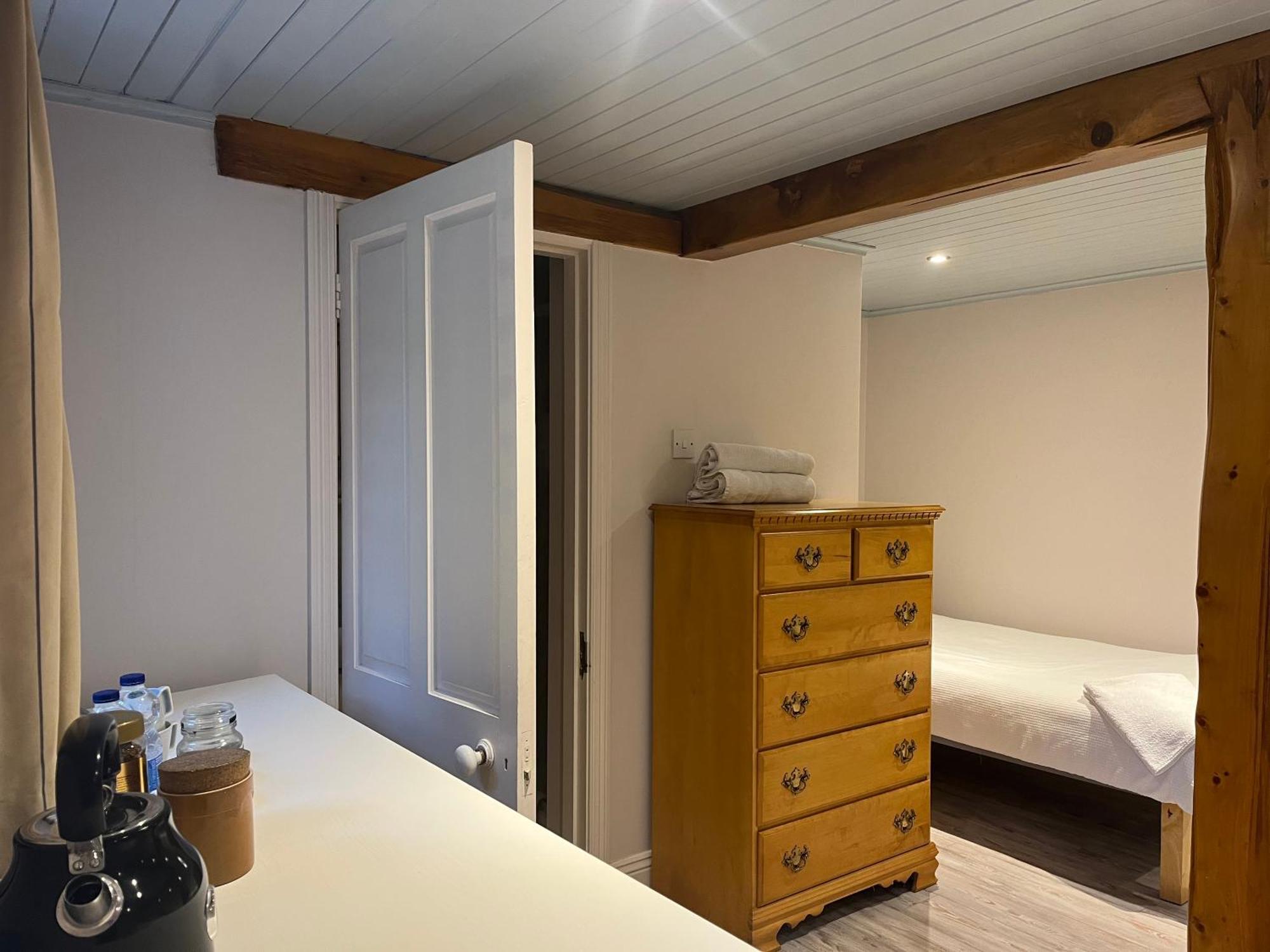 Ferry House Holidays New Ross Esterno foto